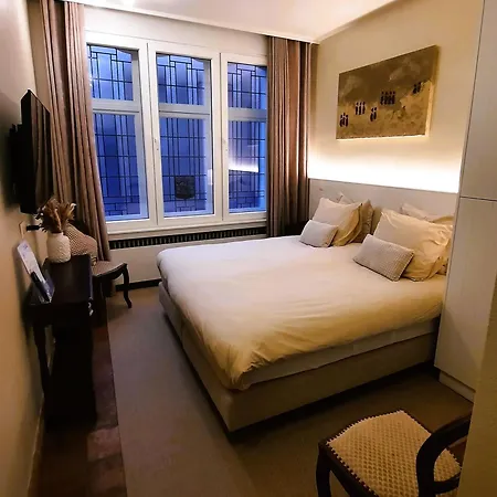 فندق مبيت وإفطار 't Kabinet 3*